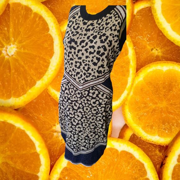 Vince Camuto Black and White Knit‎ Leppard Print Dress Size Medium - Picture 5 of 9